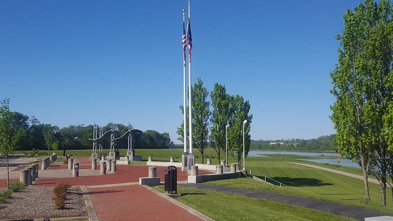 Bicentennial Commons