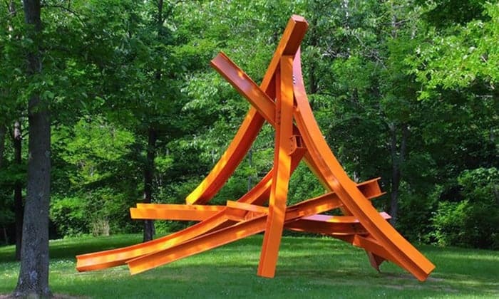 Pyramid Hill and Sculpture Park